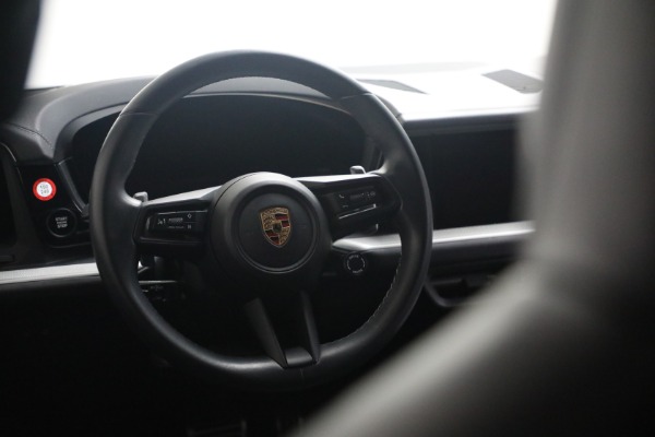 Used 2024 Porsche Cayenne S for sale $79,900 at Bentley Greenwich in Greenwich CT 06830 24