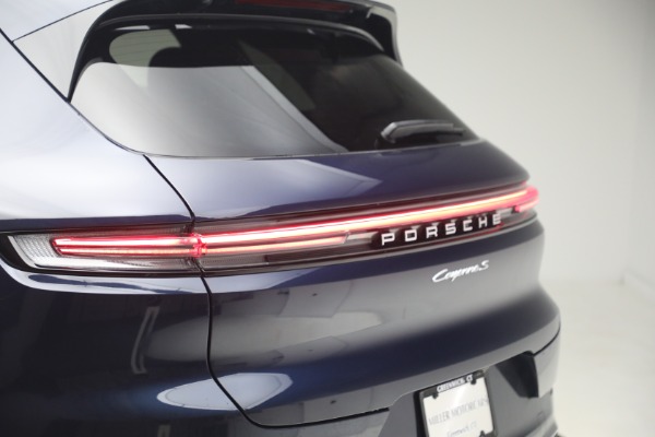 Used 2024 Porsche Cayenne S for sale $79,900 at Bentley Greenwich in Greenwich CT 06830 26
