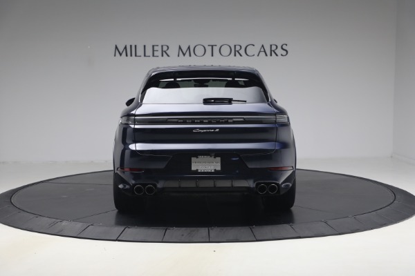 Used 2024 Porsche Cayenne S for sale $79,900 at Bentley Greenwich in Greenwich CT 06830 6