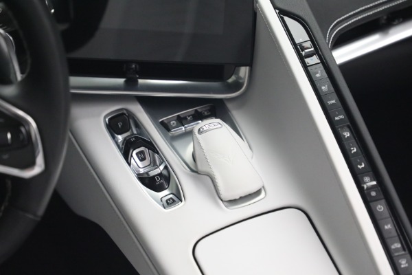 Used 2021 Chevrolet Corvette Stingray for sale $71,900 at Bentley Greenwich in Greenwich CT 06830 19