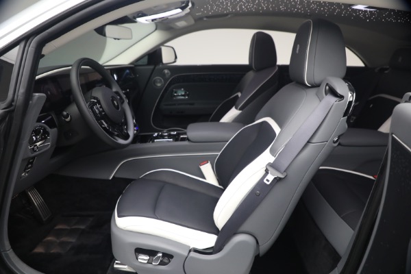 Used 2024 Rolls-Royce Spectre for sale $399,900 at Bentley Greenwich in Greenwich CT 06830 18
