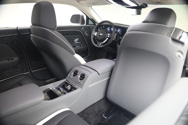Used 2024 Rolls-Royce Spectre for sale $399,900 at Bentley Greenwich in Greenwich CT 06830 23