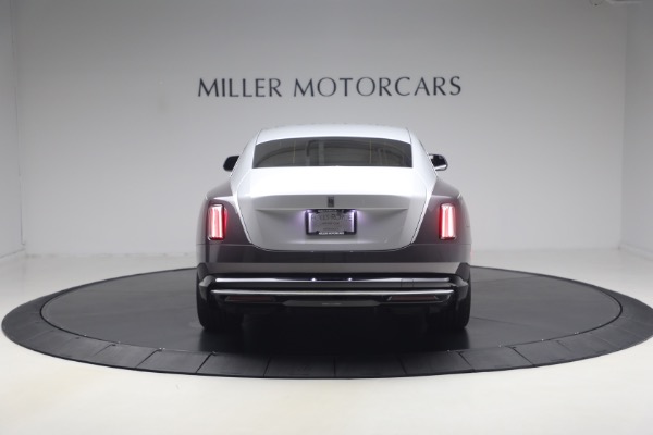 Used 2024 Rolls-Royce Spectre for sale $399,900 at Bentley Greenwich in Greenwich CT 06830 6