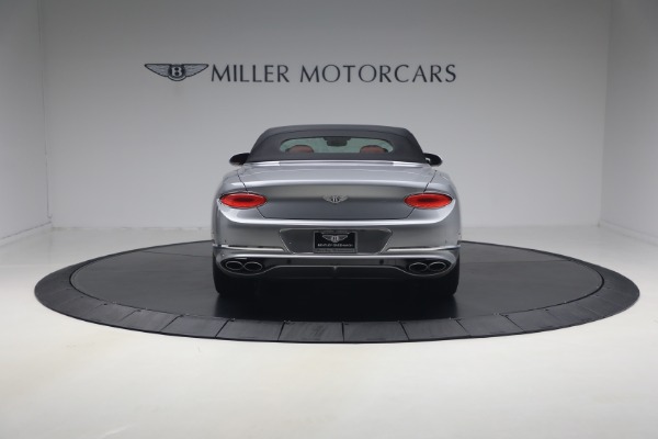Used 2022 Bentley Continental GTC V8 for sale $219,900 at Bentley Greenwich in Greenwich CT 06830 19