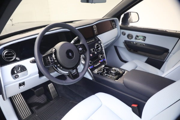 Used 2025 Rolls-Royce Cullinan for sale $419,900 at Bentley Greenwich in Greenwich CT 06830 15