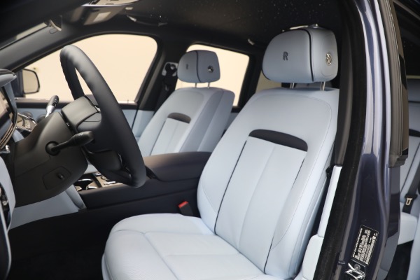 Used 2025 Rolls-Royce Cullinan for sale $419,900 at Bentley Greenwich in Greenwich CT 06830 17