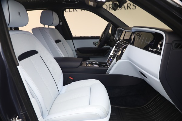 Used 2025 Rolls-Royce Cullinan for sale $419,900 at Bentley Greenwich in Greenwich CT 06830 19