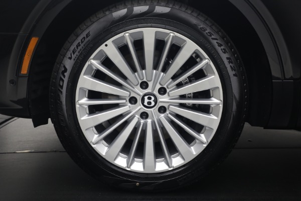 New 2026 Bentley Bentayga V8 for sale $244,330 at Bentley Greenwich in Greenwich CT 06830 14