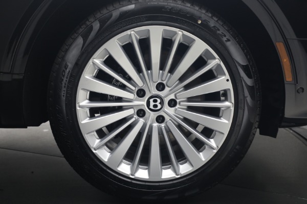 New 2026 Bentley Bentayga V8 for sale $244,330 at Bentley Greenwich in Greenwich CT 06830 17