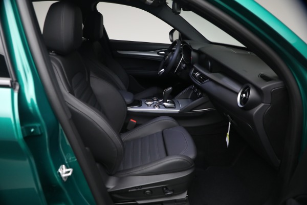 New 2026 Alfa Romeo Stelvio Veloce for sale $60,715 at Bentley Greenwich in Greenwich CT 06830 15