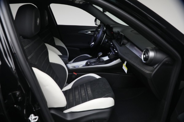New 2026 Alfa Romeo Tonale Sport Speciale for sale $49,790 at Bentley Greenwich in Greenwich CT 06830 16