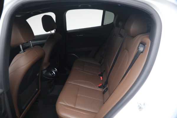 Used 2023 Alfa Romeo Stelvio Ti for sale $32,900 at Bentley Greenwich in Greenwich CT 06830 15