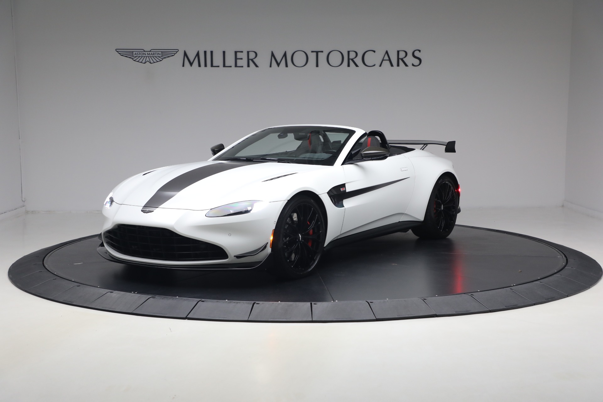 Used 2023 Aston Martin Vantage F1 Edition for sale $129,900 at Bentley Greenwich in Greenwich CT 06830 1