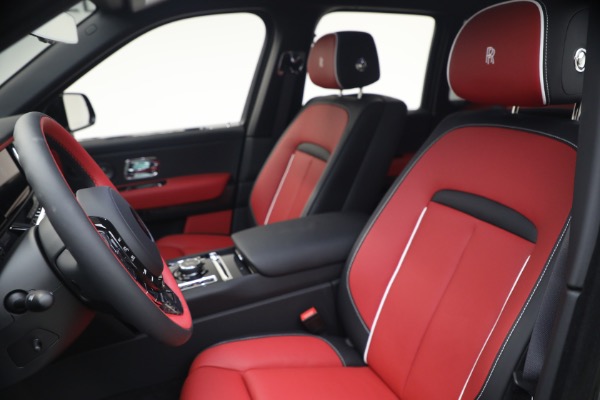 New 2027 Rolls-Royce Black Badge Cullinan for sale $569,350 at Bentley Greenwich in Greenwich CT 06830 15