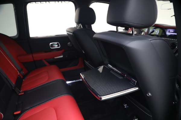 New 2027 Rolls-Royce Black Badge Cullinan for sale $569,350 at Bentley Greenwich in Greenwich CT 06830 21