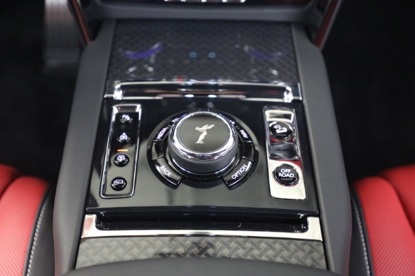New 2027 Rolls-Royce Black Badge Cullinan for sale $569,350 at Bentley Greenwich in Greenwich CT 06830 25