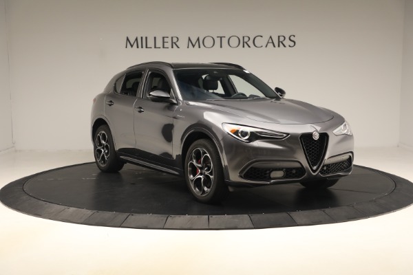 Used 2023 Alfa Romeo Stelvio Veloce for sale $34,900 at Bentley Greenwich in Greenwich CT 06830 11
