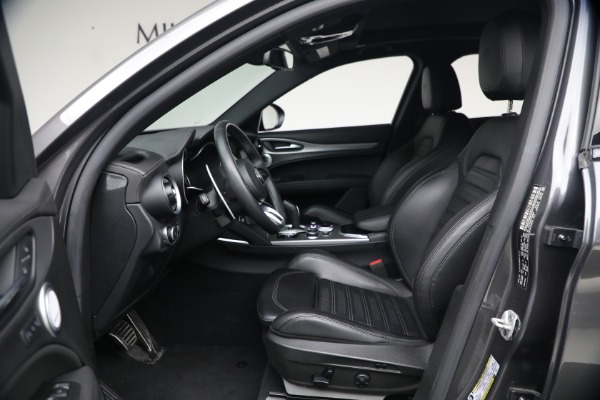 Used 2023 Alfa Romeo Stelvio Veloce for sale $34,900 at Bentley Greenwich in Greenwich CT 06830 13