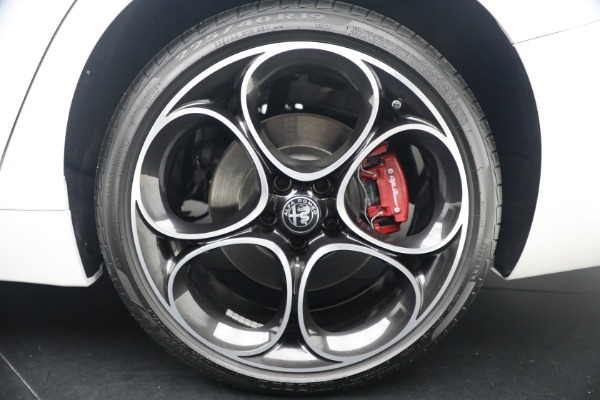 New 2026 Alfa Romeo Giulia Veloce for sale $57,670 at Bentley Greenwich in Greenwich CT 06830 23