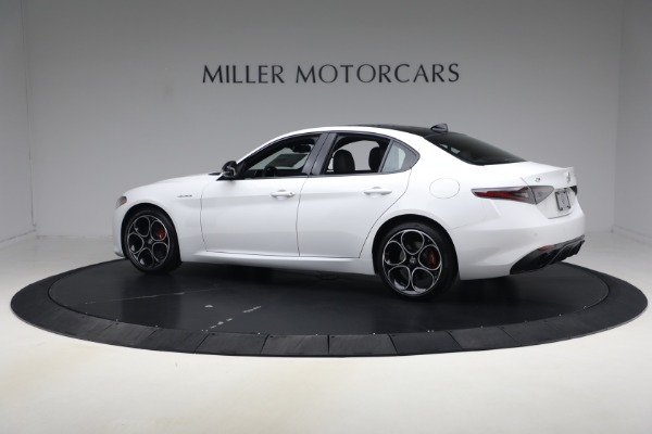 New 2026 Alfa Romeo Giulia Veloce for sale $57,670 at Bentley Greenwich in Greenwich CT 06830 5