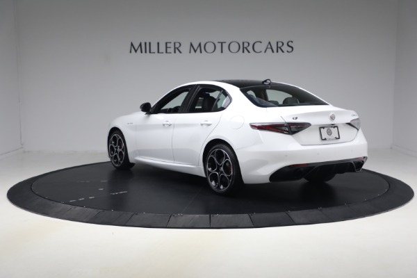 New 2026 Alfa Romeo Giulia Veloce for sale $57,670 at Bentley Greenwich in Greenwich CT 06830 6