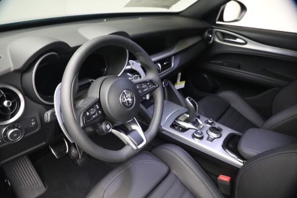 New 2026 Alfa Romeo Stelvio Veloce for sale $60,715 at Bentley Greenwich in Greenwich CT 06830 21