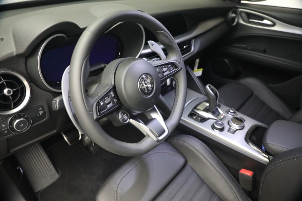 New 2026 Alfa Romeo Stelvio for sale $58,091 at Bentley Greenwich in Greenwich CT 06830 21