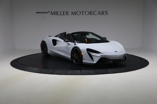 New 2026 McLaren Artura Spider Vision for sale $337,400 at Bentley Greenwich in Greenwich CT 06830 10