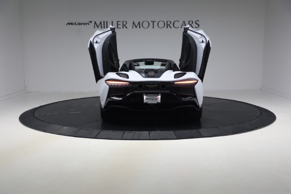 New 2026 McLaren Artura Spider Vision for sale $337,400 at Bentley Greenwich in Greenwich CT 06830 16