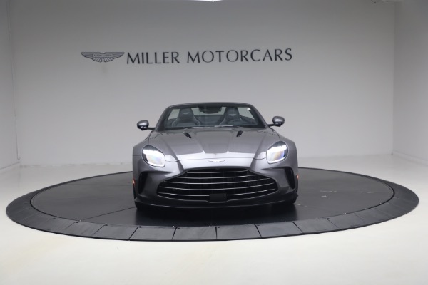 New 2026 Aston Martin Vantage S Roadster for sale $277,680 at Bentley Greenwich in Greenwich CT 06830 14