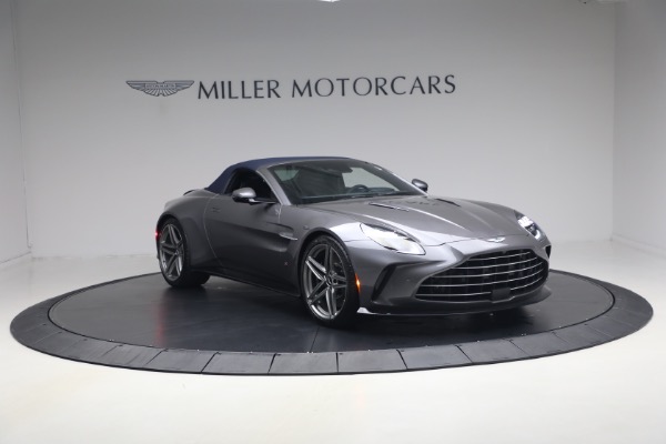 New 2026 Aston Martin Vantage S Roadster for sale $277,680 at Bentley Greenwich in Greenwich CT 06830 20