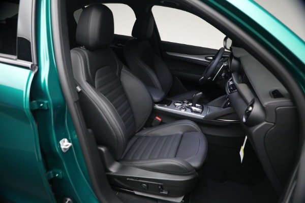 New 2026 Alfa Romeo Stelvio Veloce for sale $62,965 at Bentley Greenwich in Greenwich CT 06830 14