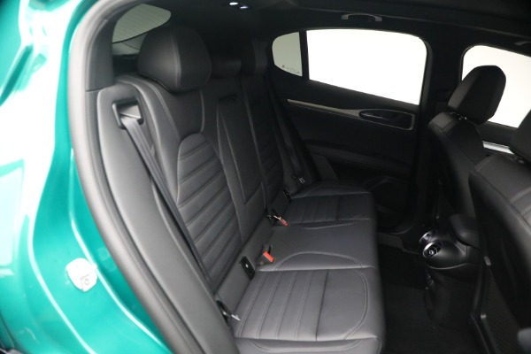 New 2026 Alfa Romeo Stelvio Veloce for sale $62,965 at Bentley Greenwich in Greenwich CT 06830 20