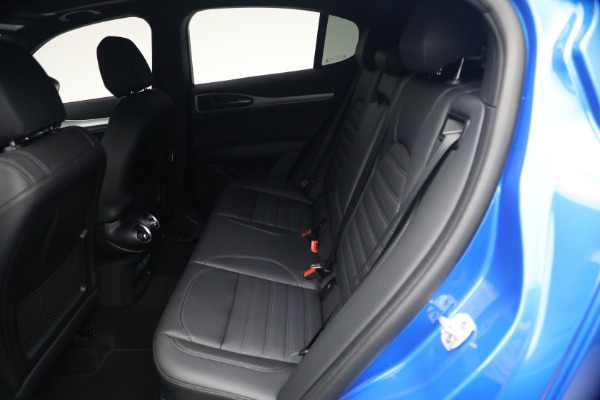 New 2026 Alfa Romeo Stelvio Veloce for sale $60,694 at Bentley Greenwich in Greenwich CT 06830 18