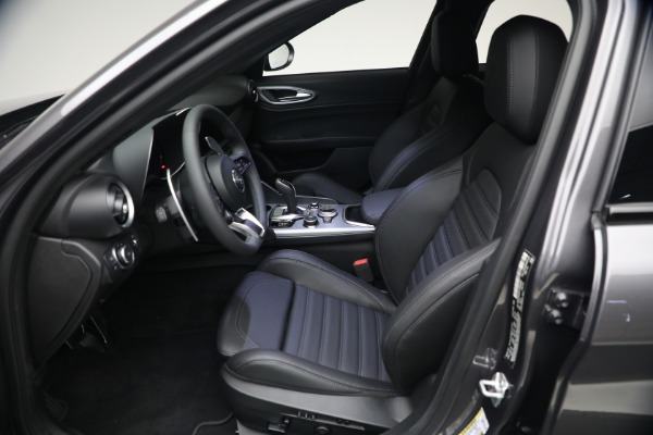 New 2026 Alfa Romeo Giulia Veloce for sale $55,815 at Bentley Greenwich in Greenwich CT 06830 13