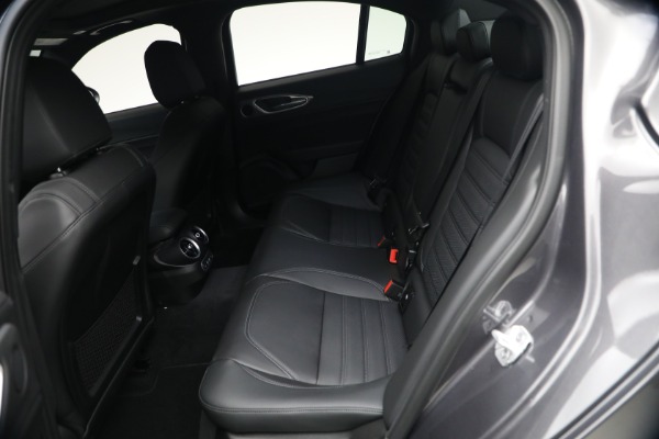 New 2026 Alfa Romeo Giulia Veloce for sale $55,815 at Bentley Greenwich in Greenwich CT 06830 17