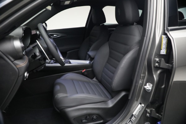 New 2026 Alfa Romeo Tonale Veloce for sale $50,035 at Bentley Greenwich in Greenwich CT 06830 15