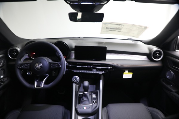 New 2026 Alfa Romeo Tonale Veloce for sale $50,035 at Bentley Greenwich in Greenwich CT 06830 22