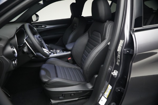 New 2026 Alfa Romeo Stelvio Veloce for sale $61,965 at Bentley Greenwich in Greenwich CT 06830 15