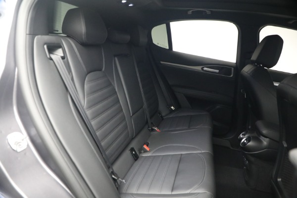 New 2026 Alfa Romeo Stelvio Veloce for sale $61,965 at Bentley Greenwich in Greenwich CT 06830 17