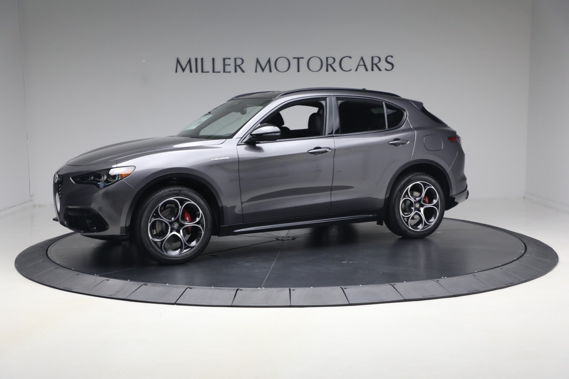 New 2026 Alfa Romeo Stelvio Veloce for sale $61,965 at Bentley Greenwich in Greenwich CT 06830 1