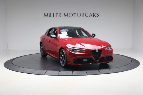 Used 2023 Alfa Romeo Giulia Veloce for sale $33,900 at Bentley Greenwich in Greenwich CT 06830 11