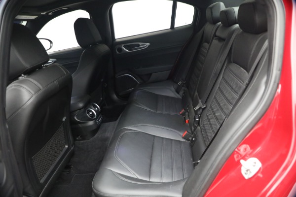 Used 2023 Alfa Romeo Giulia Veloce for sale $33,900 at Bentley Greenwich in Greenwich CT 06830 18
