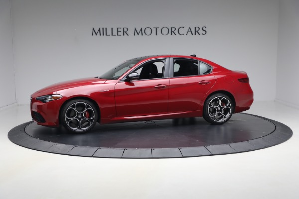 Used 2023 Alfa Romeo Giulia Veloce for sale $33,900 at Bentley Greenwich in Greenwich CT 06830 2