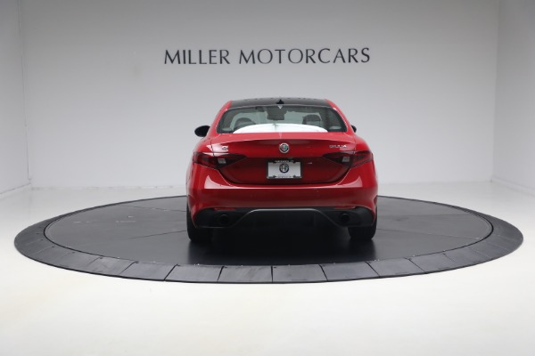 Used 2023 Alfa Romeo Giulia Veloce for sale $33,900 at Bentley Greenwich in Greenwich CT 06830 6