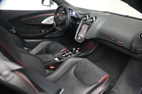 Used 2025 McLaren GTS Performance for sale $189,900 at Bentley Greenwich in Greenwich CT 06830 25
