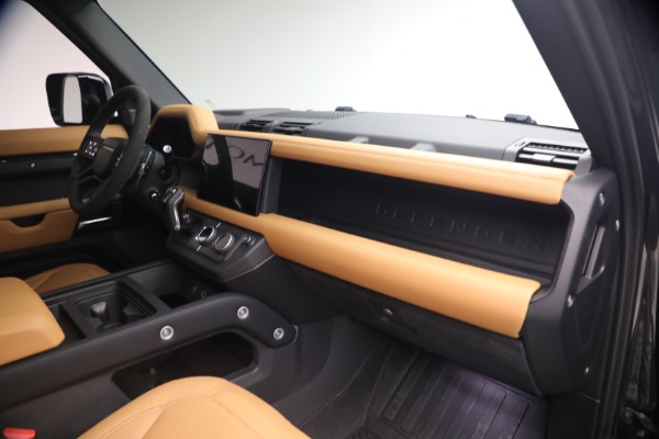 Used 2024 Land Rover Defender 110 V8 P525 for sale $84,900 at Bentley Greenwich in Greenwich CT 06830 18