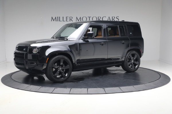 Used 2024 Land Rover Defender 110 V8 P525 for sale $84,900 at Bentley Greenwich in Greenwich CT 06830 2