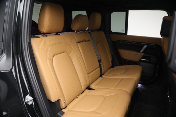 Used 2024 Land Rover Defender 110 V8 P525 for sale $84,900 at Bentley Greenwich in Greenwich CT 06830 22