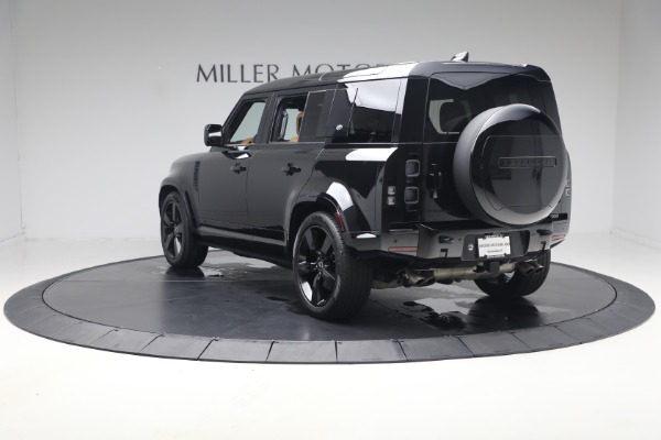Used 2024 Land Rover Defender 110 V8 P525 for sale $84,900 at Bentley Greenwich in Greenwich CT 06830 5